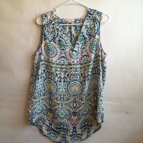 FINN & GRACE Tops - FINN & GRACE SLEEVELESS TOP